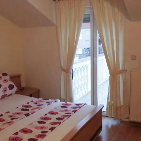 Apartman Dj Apartment