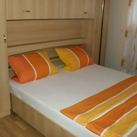Apartman Dj